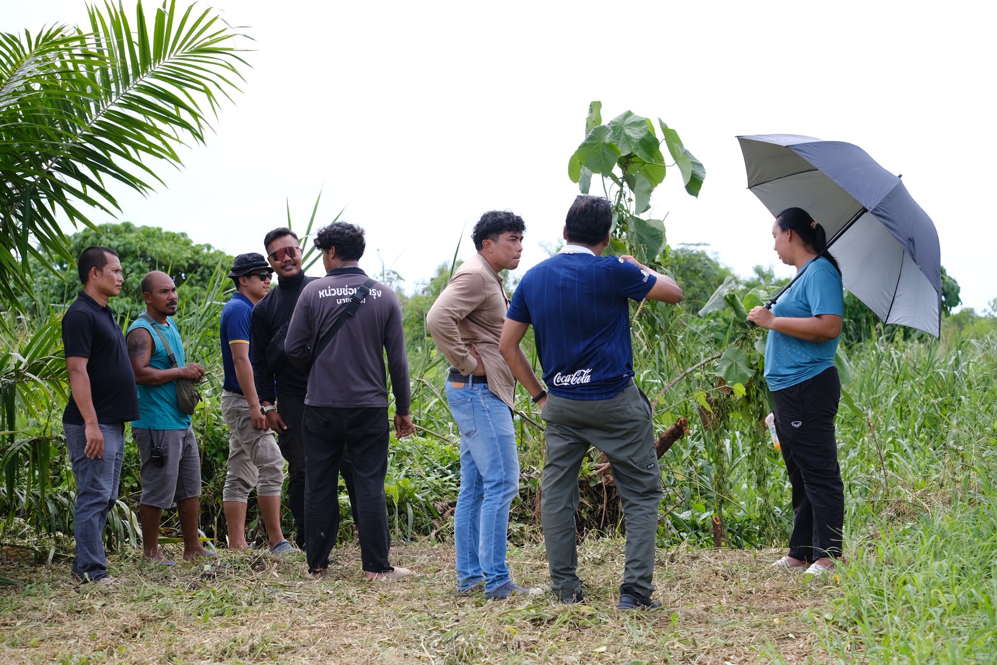 เทศบาลตำบลคึกคัก ร่วมกับ ศูนย์ป้องกันและบรรเทาสาธารณภัย เขต 18 ภูเก็ต ลงพื้นที่แก้ไขปัญหาน้ำท่วมขังเร่งด่วน เพื่อเตรียมรับมือสถานการณ์ฝนตกหนัก