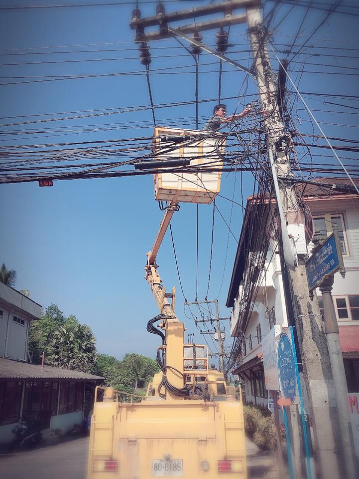 เทศบาลตำบลคึกคัก (กองช่าง) ได้ดำเนินการซ่อมไฟเสาเหล็ก และซ่อมไฟทางเข้าแหลมปะการัง หมู่ที่ 2ตำบลคึกคัก อำเภอตะกั่วป่า จังหวัดพังงา